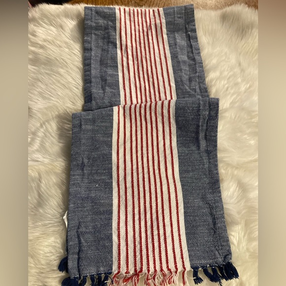 Hobby Lobby Patriotic Star and Stripe Table Linens - Picture 3 of 8